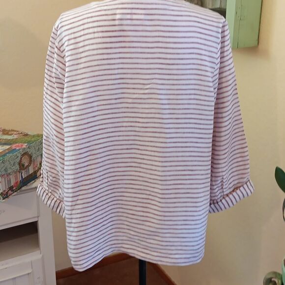 Artisan NY Linen Top. Beachy. Coastal. - Picture 6 of 9